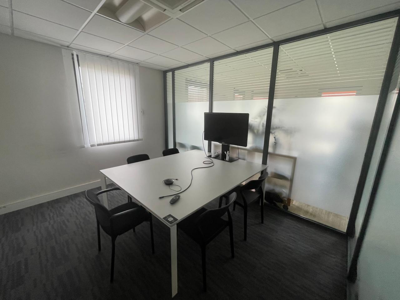 Bureau Tours 936m² Location bureau Tours Indre-et-Loire OLBUR2530948 4